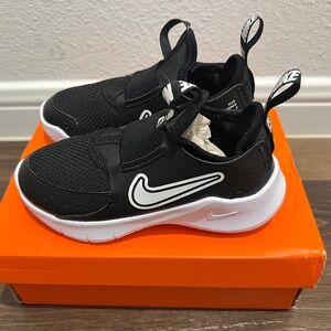 Nike Flex Runner 3 Kids Road Running Shoes Black/White/Black/ Size 10.5 C